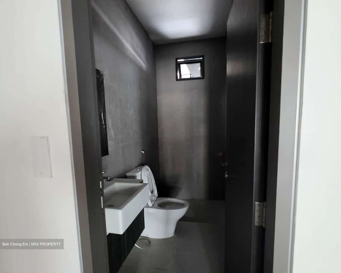 Serangoon Road (D8), Shop House #596882081